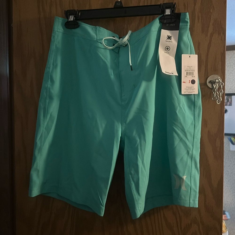 Hurley One and Only Solid 20” Board Shorts: FIJI BLUE: NEW WITH TAGS: SIZE 32